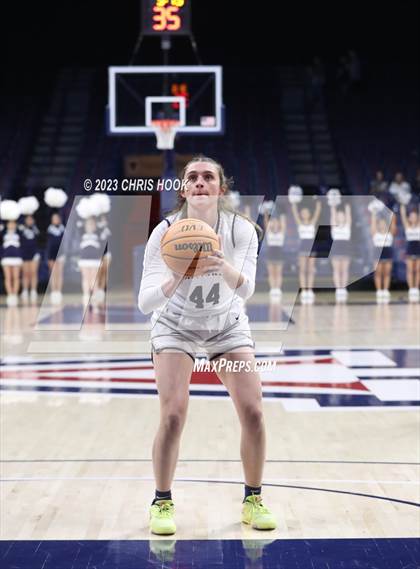Thumbnail 2 in Mountain View v Ironwood Ridge (MLK Basketball Classic) photogallery.