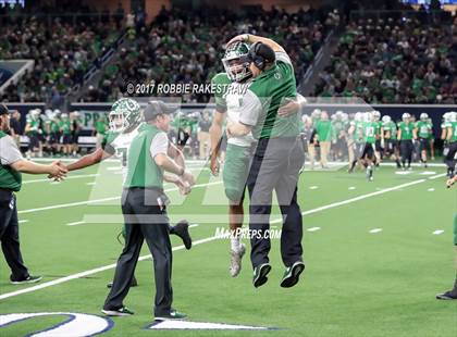 Thumbnail 2 in Arlington vs. Carroll (UIL 6A Division 2 Region 1 Regional Semis) photogallery.