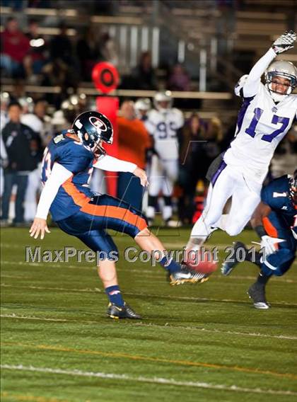 Thumbnail 2 in Roosevelt vs. Rancho Cucamonga (CIF SS Playoffs) photogallery.