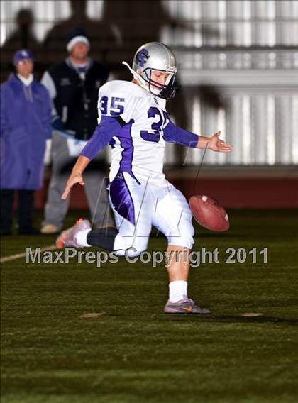 Thumbnail 3 in Roosevelt vs. Rancho Cucamonga (CIF SS Playoffs) photogallery.