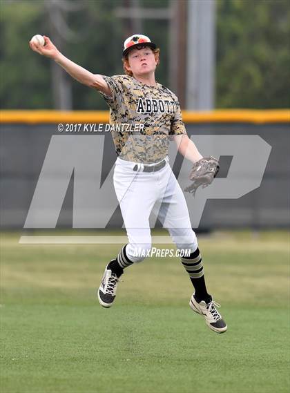 Thumbnail 2 in Abbott vs. Savoy (UIL 1A Regional Semifinal) photogallery.