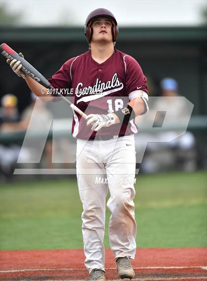 Thumbnail 3 in Abbott vs. Savoy (UIL 1A Regional Semifinal) photogallery.