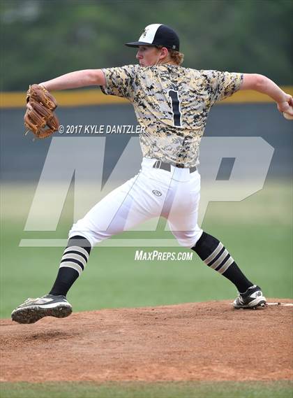 Thumbnail 3 in Abbott vs. Savoy (UIL 1A Regional Semifinal) photogallery.