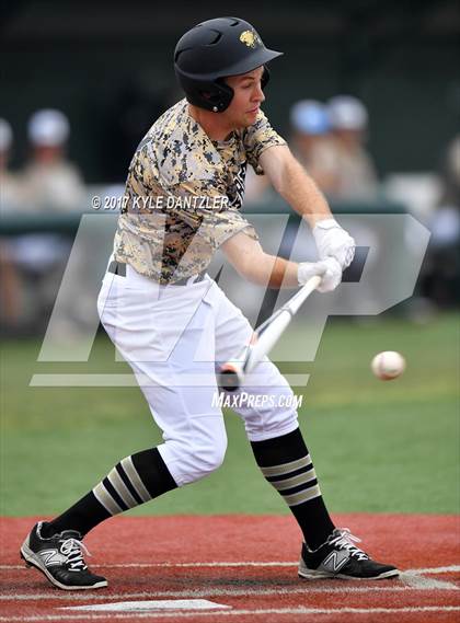 Thumbnail 3 in Abbott vs. Savoy (UIL 1A Regional Semifinal) photogallery.