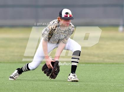 Thumbnail 1 in Abbott vs. Savoy (UIL 1A Regional Semifinal) photogallery.