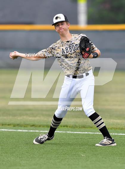 Thumbnail 1 in Abbott vs. Savoy (UIL 1A Regional Semifinal) photogallery.