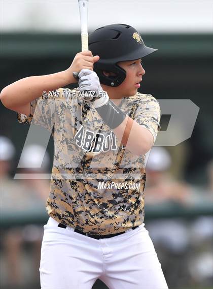 Thumbnail 3 in Abbott vs. Savoy (UIL 1A Regional Semifinal) photogallery.