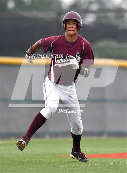 Thumbnail 3 in Abbott vs. Savoy (UIL 1A Regional Semifinal) photogallery.