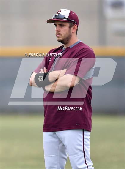 Thumbnail 2 in Abbott vs. Savoy (UIL 1A Regional Semifinal) photogallery.