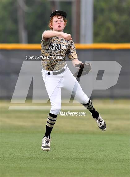 Thumbnail 3 in Abbott vs. Savoy (UIL 1A Regional Semifinal) photogallery.