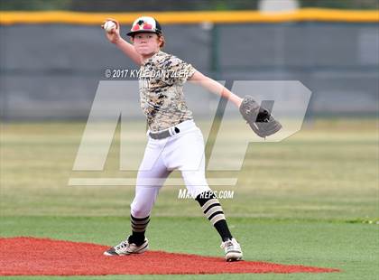 Thumbnail 3 in Abbott vs. Savoy (UIL 1A Regional Semifinal) photogallery.