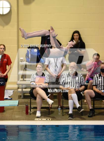Thumbnail 3 in CHSAA 4A Boys Diving - State Championship photogallery.