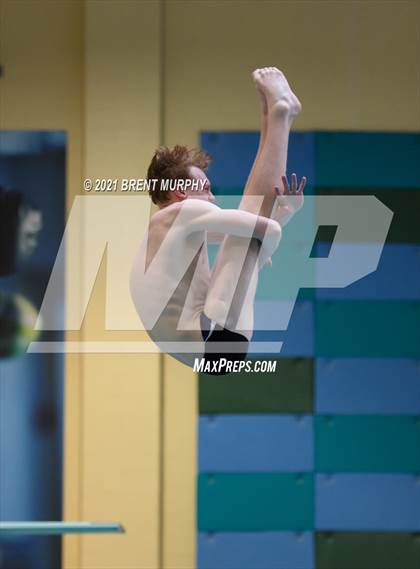 Thumbnail 2 in CHSAA 4A Boys Diving - State Championship photogallery.