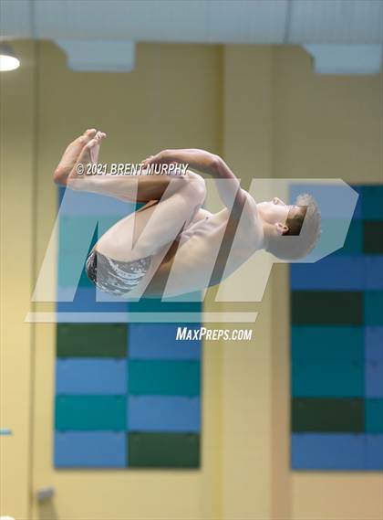 Thumbnail 3 in CHSAA 4A Boys Diving - State Championship photogallery.