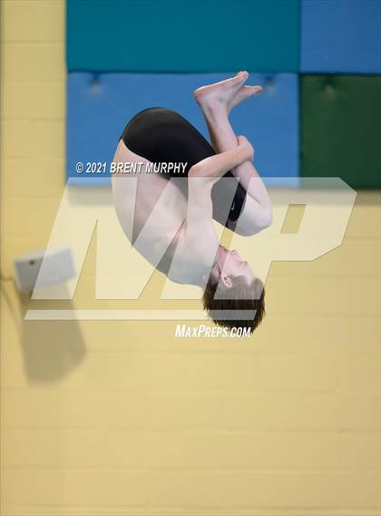 Thumbnail 2 in CHSAA 4A Boys Diving - State Championship photogallery.