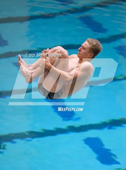 Thumbnail 3 in CHSAA 4A Boys Diving - State Championship photogallery.