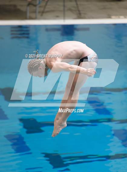Thumbnail 2 in CHSAA 4A Boys Diving - State Championship photogallery.