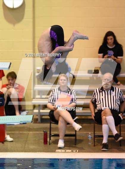 Thumbnail 3 in CHSAA 4A Boys Diving - State Championship photogallery.