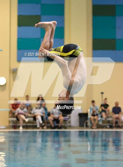 Thumbnail 2 in CHSAA 4A Boys Diving - State Championship photogallery.