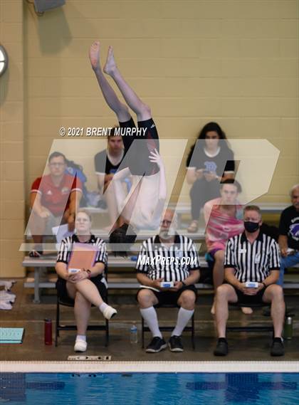 Thumbnail 2 in CHSAA 4A Boys Diving - State Championship photogallery.