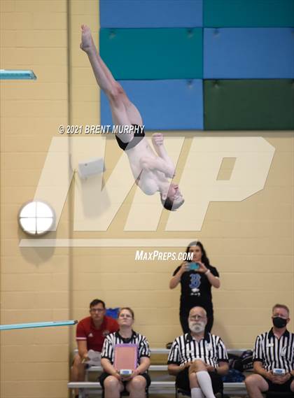 Thumbnail 1 in CHSAA 4A Boys Diving - State Championship photogallery.