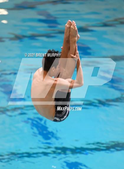 Thumbnail 3 in CHSAA 4A Boys Diving - State Championship photogallery.