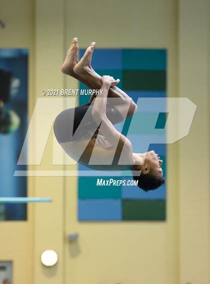 Thumbnail 2 in CHSAA 4A Boys Diving - State Championship photogallery.