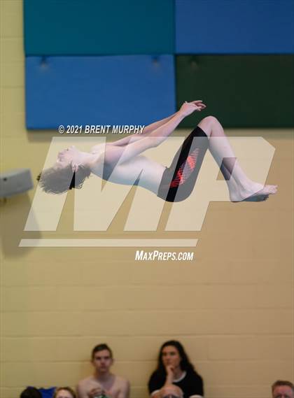 Thumbnail 3 in CHSAA 4A Boys Diving - State Championship photogallery.
