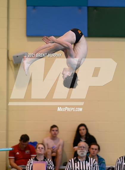 Thumbnail 1 in CHSAA 4A Boys Diving - State Championship photogallery.