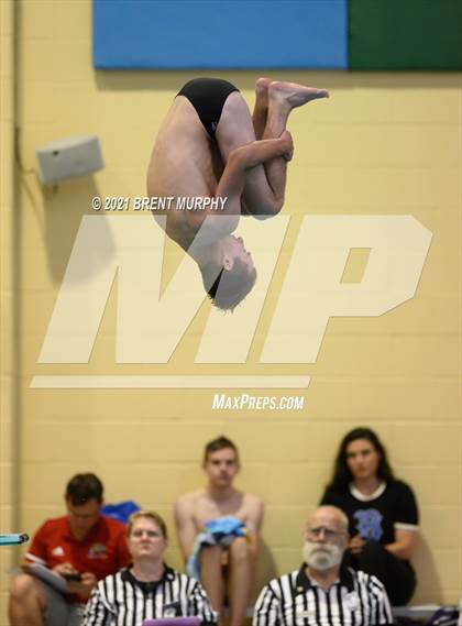 Thumbnail 3 in CHSAA 4A Boys Diving - State Championship photogallery.