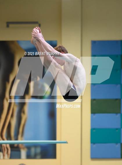 Thumbnail 3 in CHSAA 4A Boys Diving - State Championship photogallery.