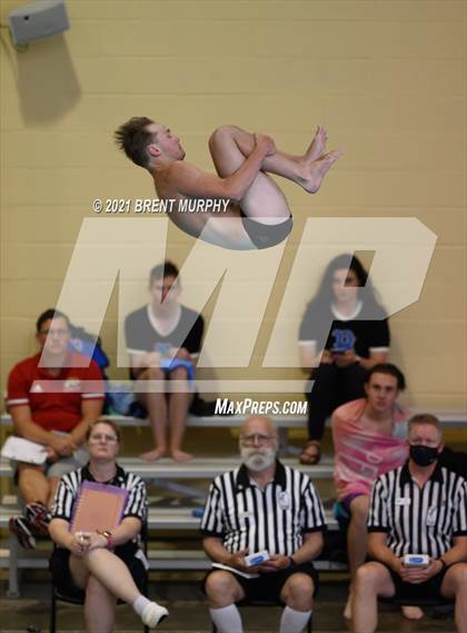 Thumbnail 1 in CHSAA 4A Boys Diving - State Championship photogallery.