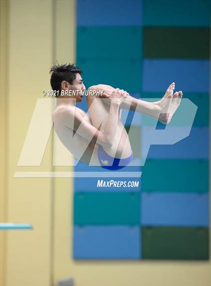 Thumbnail 3 in CHSAA 4A Boys Diving - State Championship photogallery.