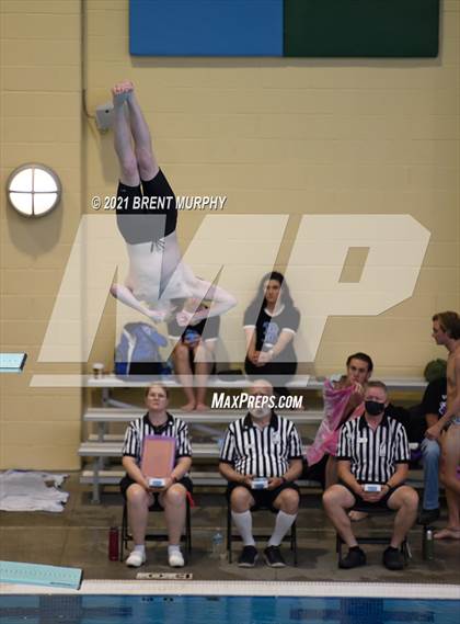 Thumbnail 2 in CHSAA 4A Boys Diving - State Championship photogallery.