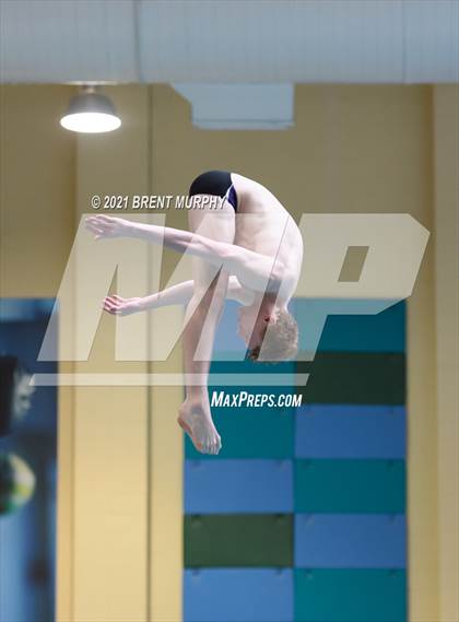 Thumbnail 3 in CHSAA 4A Boys Diving - State Championship photogallery.