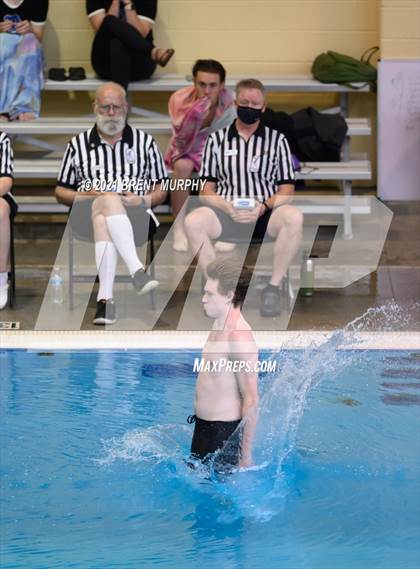 Thumbnail 2 in CHSAA 4A Boys Diving - State Championship photogallery.