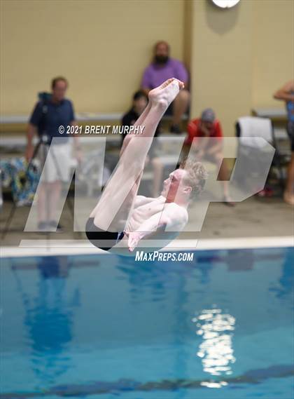 Thumbnail 1 in CHSAA 4A Boys Diving - State Championship photogallery.