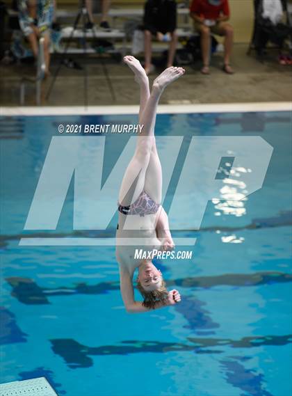 Thumbnail 2 in CHSAA 4A Boys Diving - State Championship photogallery.