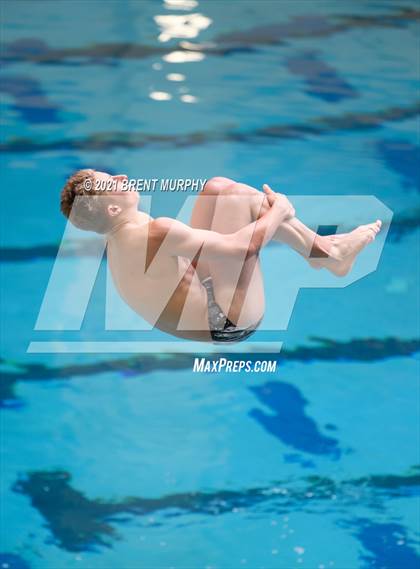 Thumbnail 2 in CHSAA 4A Boys Diving - State Championship photogallery.