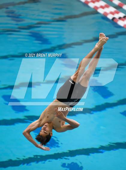 Thumbnail 2 in CHSAA 4A Boys Diving - State Championship photogallery.