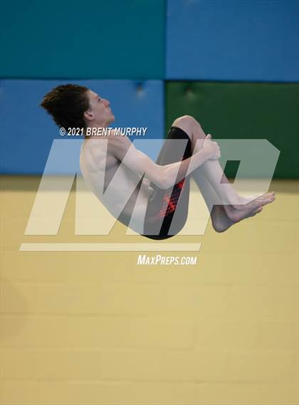 Thumbnail 3 in CHSAA 4A Boys Diving - State Championship photogallery.