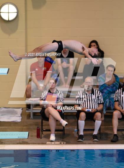 Thumbnail 2 in CHSAA 4A Boys Diving - State Championship photogallery.