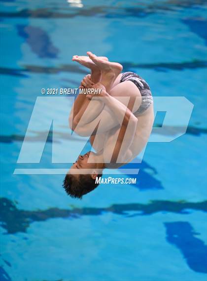 Thumbnail 2 in CHSAA 4A Boys Diving - State Championship photogallery.
