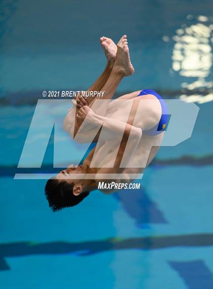 Thumbnail 1 in CHSAA 4A Boys Diving - State Championship photogallery.