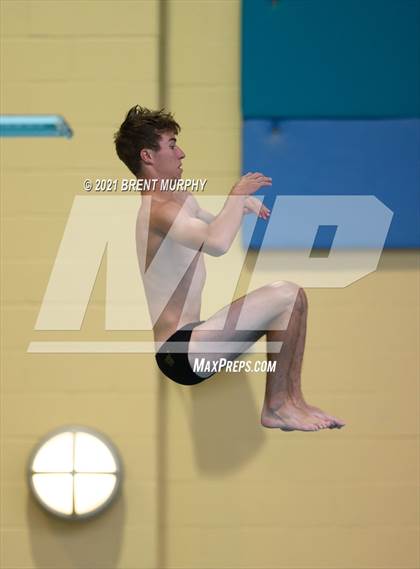 Thumbnail 3 in CHSAA 4A Boys Diving - State Championship photogallery.