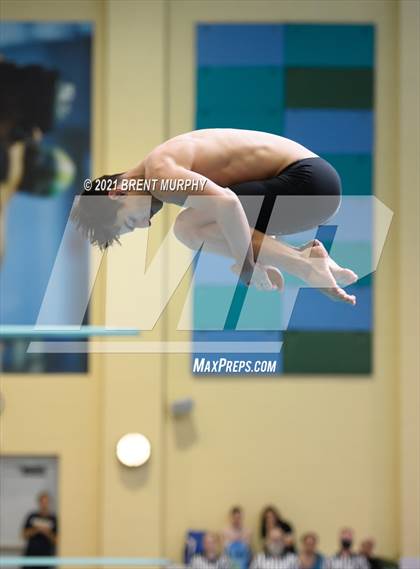 Thumbnail 1 in CHSAA 4A Boys Diving - State Championship photogallery.