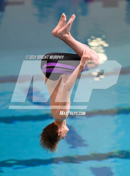 Thumbnail 3 in CHSAA 4A Boys Diving - State Championship photogallery.