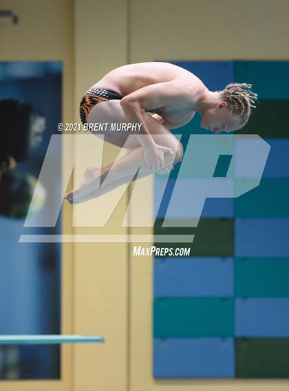 Thumbnail 3 in CHSAA 4A Boys Diving - State Championship photogallery.