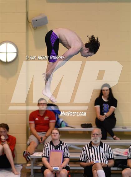 Thumbnail 3 in CHSAA 4A Boys Diving - State Championship photogallery.