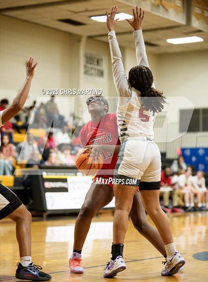 Thumbnail 1 in Harlem vs. Bryan County (GIRLS ONLY! Tip Off) photogallery.